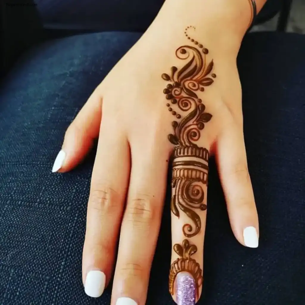 Back Hand Mehndi
