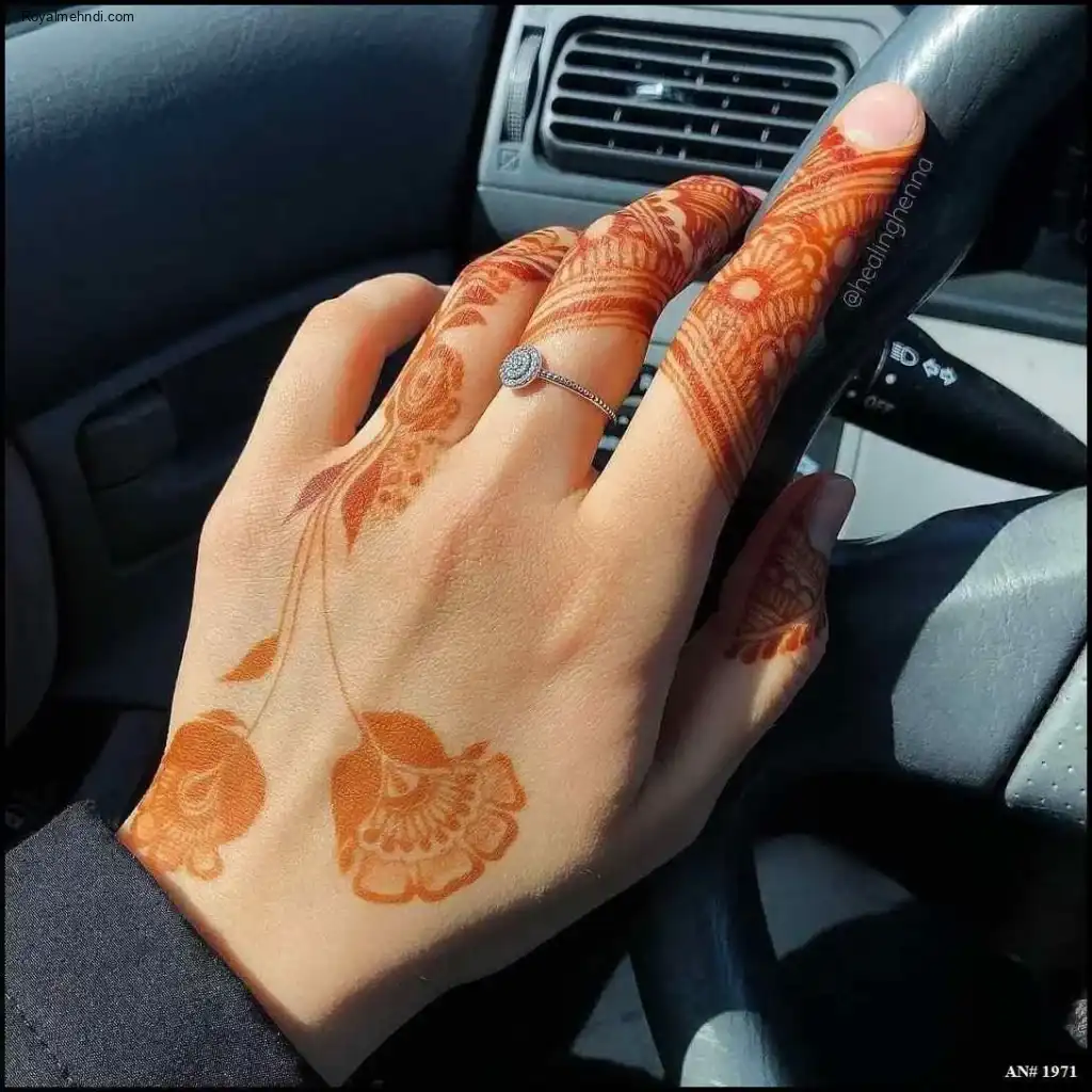 Back Hand Mehndi