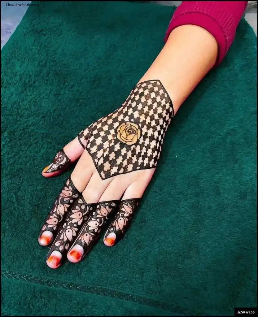 Back Hand Mehndi