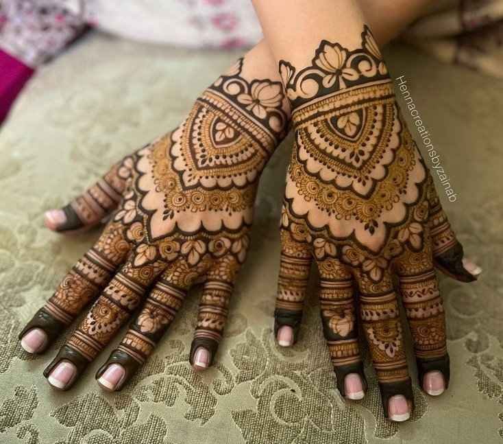 Backhand Pakistani Mehndi Design E