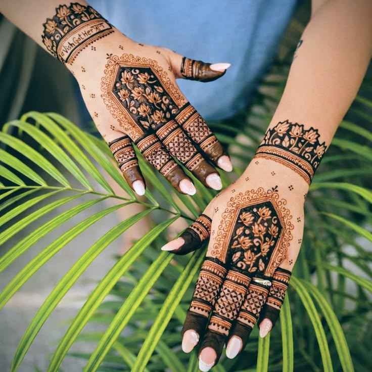 Backhand Pakistani Mehndi Design