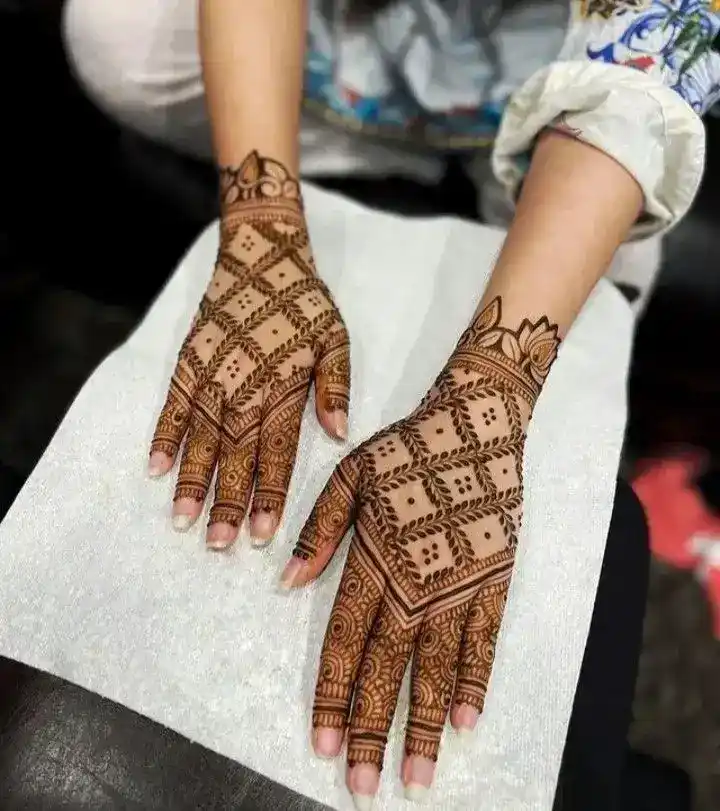 Modern Intricate Latticework