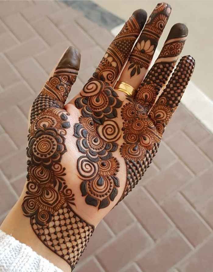 Sectional Mehendi Design