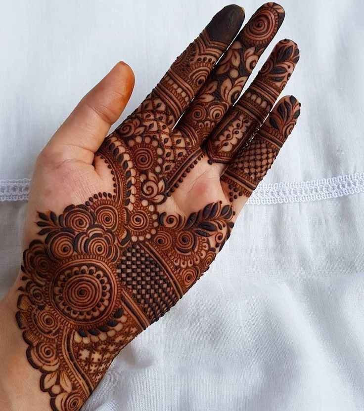 Sectional Mehendi Design