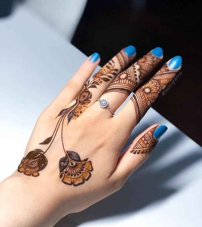 Floral Pakistani Mehendi Design