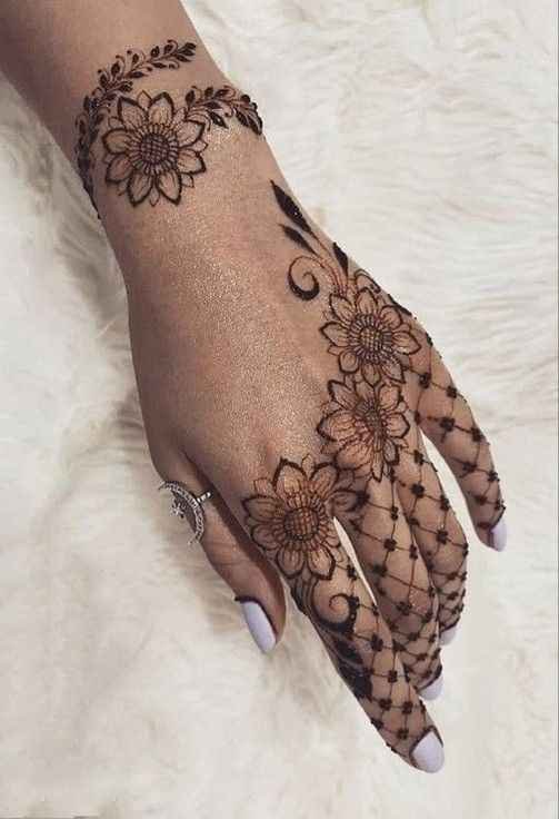 Mehndi Design Photo