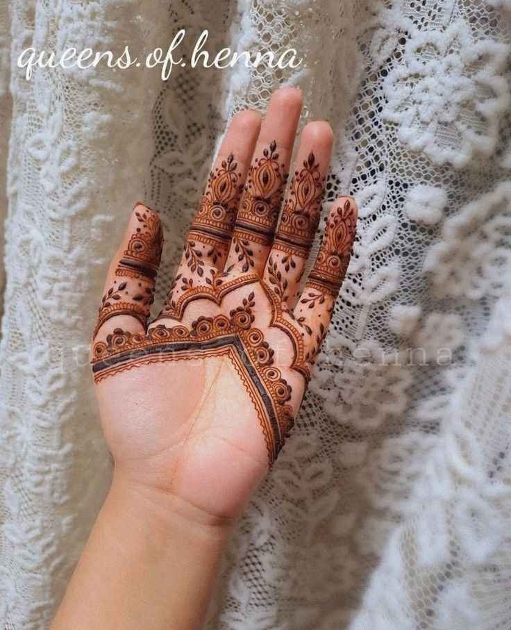 Pakistani Mehndi Designs Front