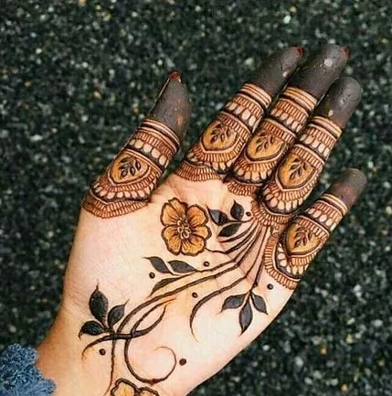 Front Hand Mehndi Design