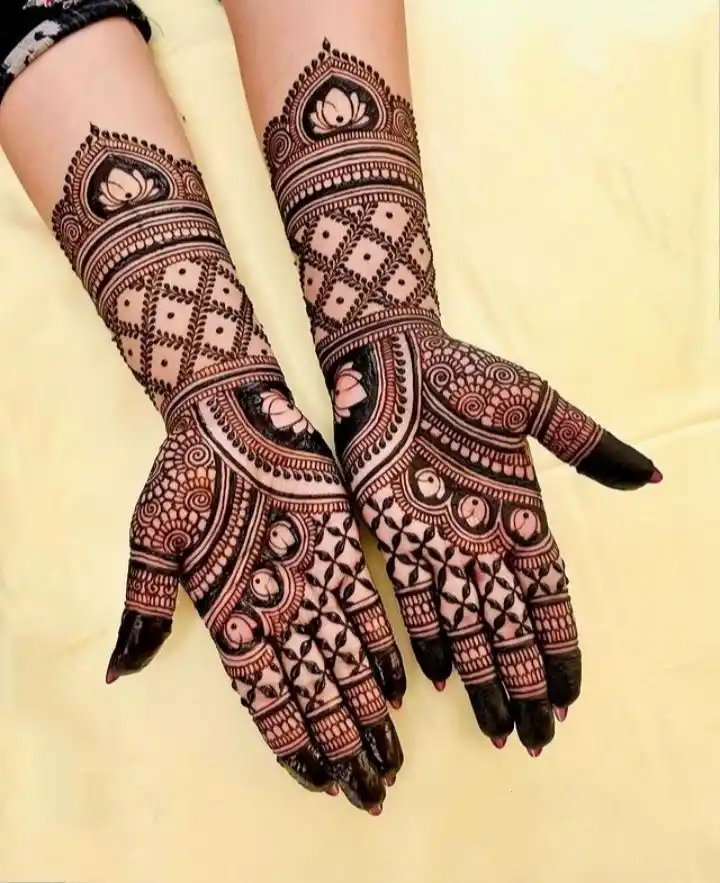 Front Hand Mehndi Design