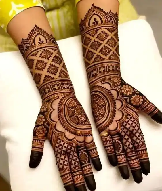 Front Hand Mehndi Design