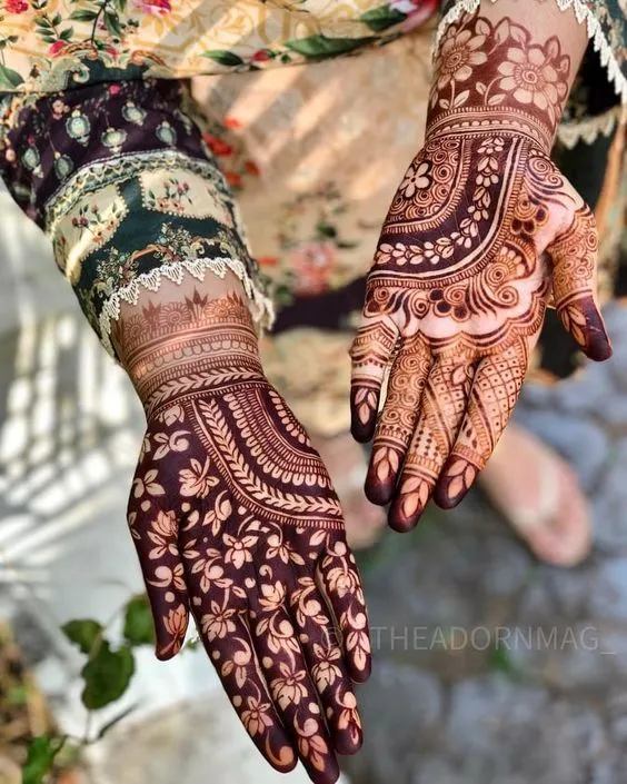 Modern Mehndi Design