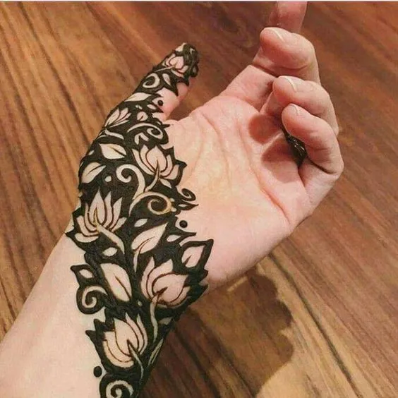 Modern Mehndi Design