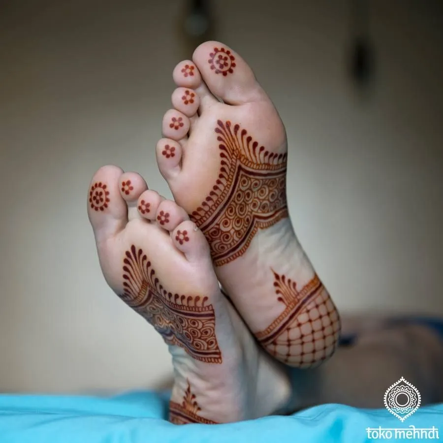 Modern Mehndi Design