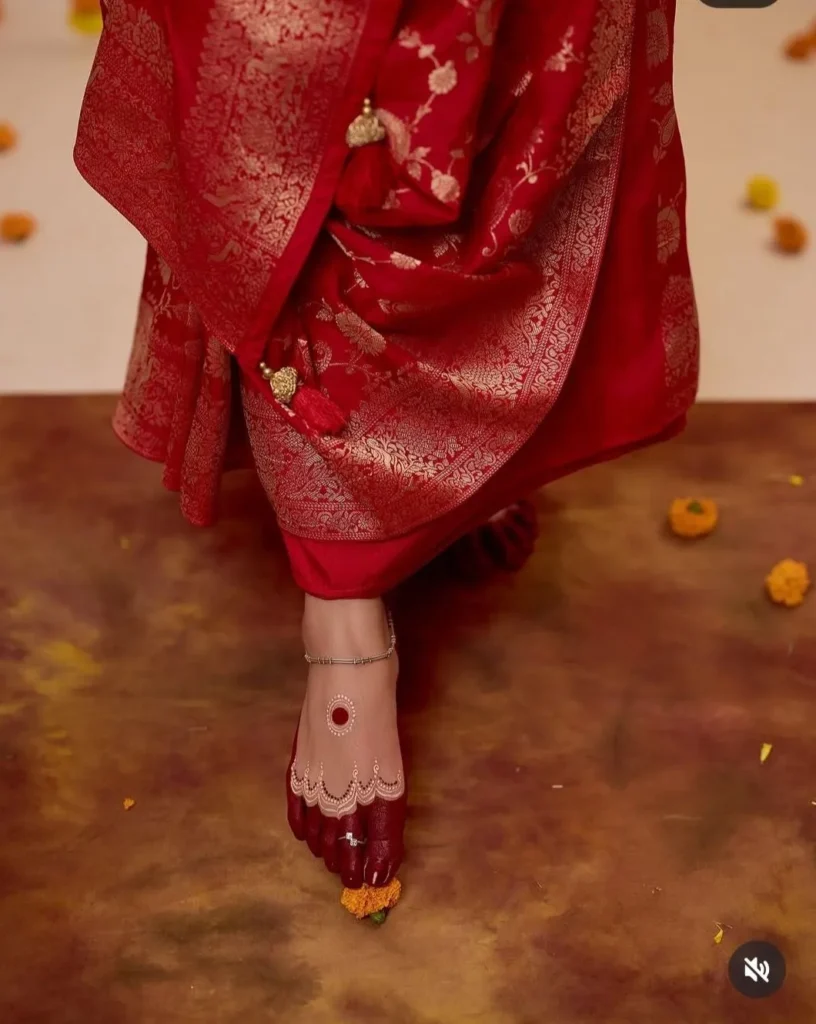 Modern Mehndi Design