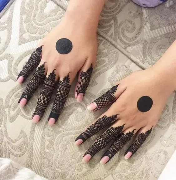 Modern Mehndi Design