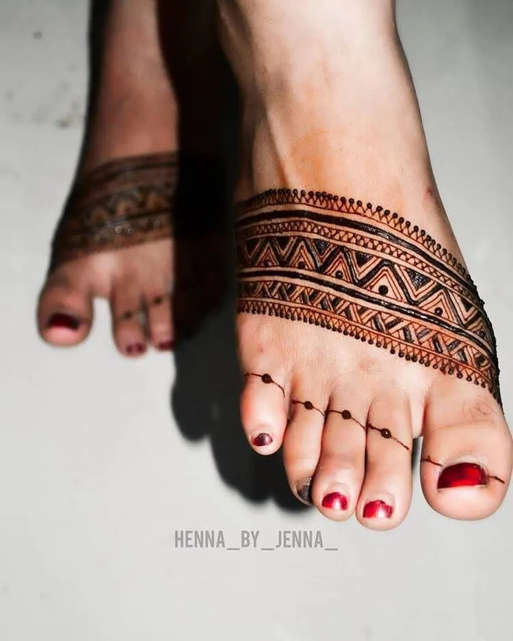 Modern Mehndi Design