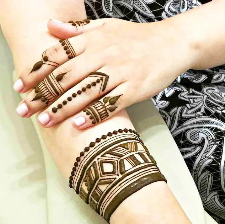 Modern Mehndi Design