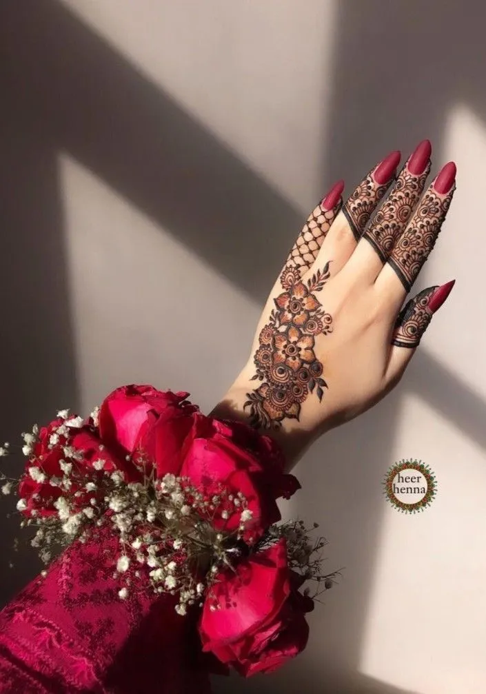Modern Mehndi Design